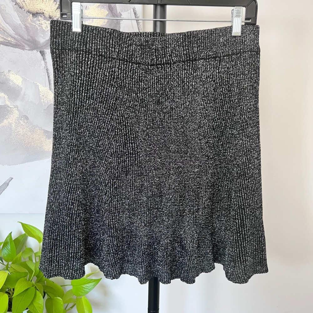 Y2K Skirt Black‎ Silver Ribbed Metallic Glitter Gothic Vamp Grunge Fairy Skater